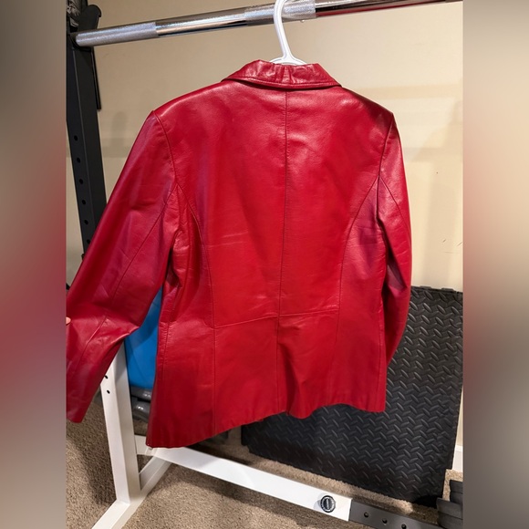 Red leather jacket - Picture 3 of 3
